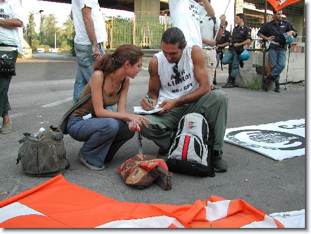 Clicca per scorrere le foto originali ingrandite